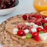 Dinara View Apartment-knin Apartamento *