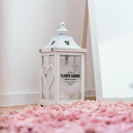 Dinara View Apartment-knin Apartman *