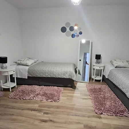 Apartment Dinara View Apartment-knin