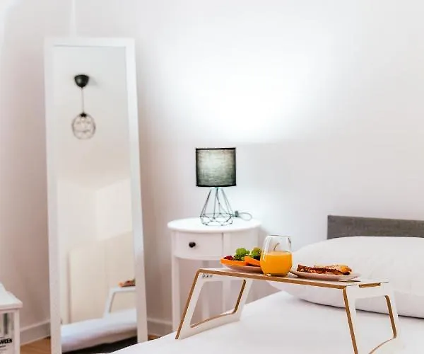 Апартаменты Dinara View Apartment-knin Книн