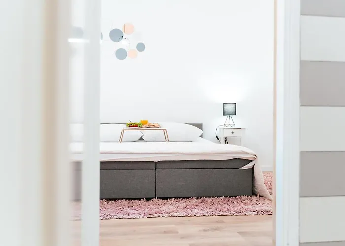 Dinara View Apartment-knin Апартаменты Книн